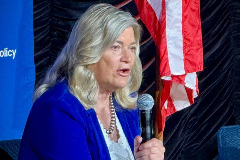 Leading Crypto Senator Sees End of Year as U.S. Legislation Target