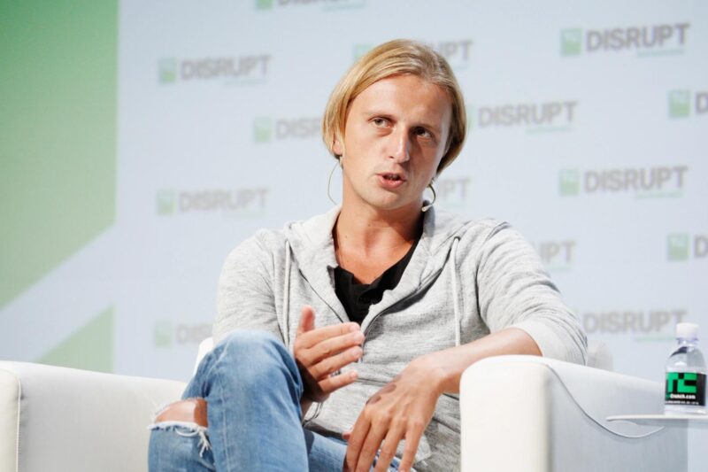 Revolut Makes Crypto Staking Available in Hungary After Restricting Services