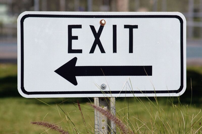 CrediX Team Vanishes After $4.5M Exploit in Suspected DeFi Exit Scam