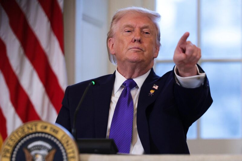 As tariff threat hits bitcoin, ‘invisible hands’ may amplify swings: Crypto Daybook Americas