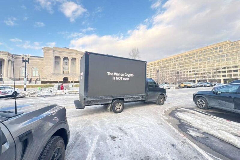 The chief of the SEC is headlining an event sponsored by a crypto firm at war with it