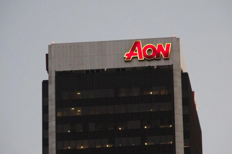 Global insurance broker Aon tests stablecoin payments with Coinbase, Paxos