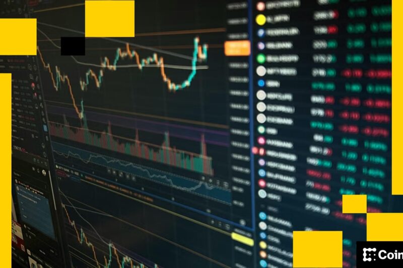 Bitcoin reverses overnight losses, rising to above $70,000 as oil renews decline
