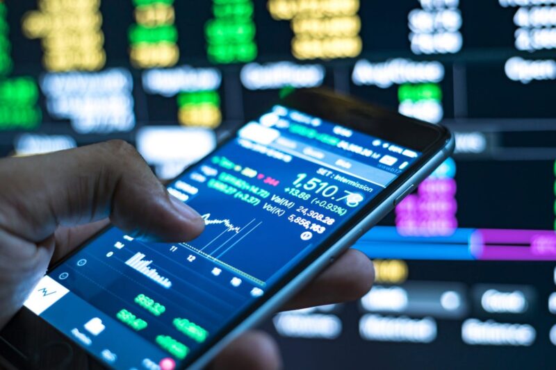 Bitcoin’s wild roller coaster ride leaves leveraged traders with $415 million in liquidations