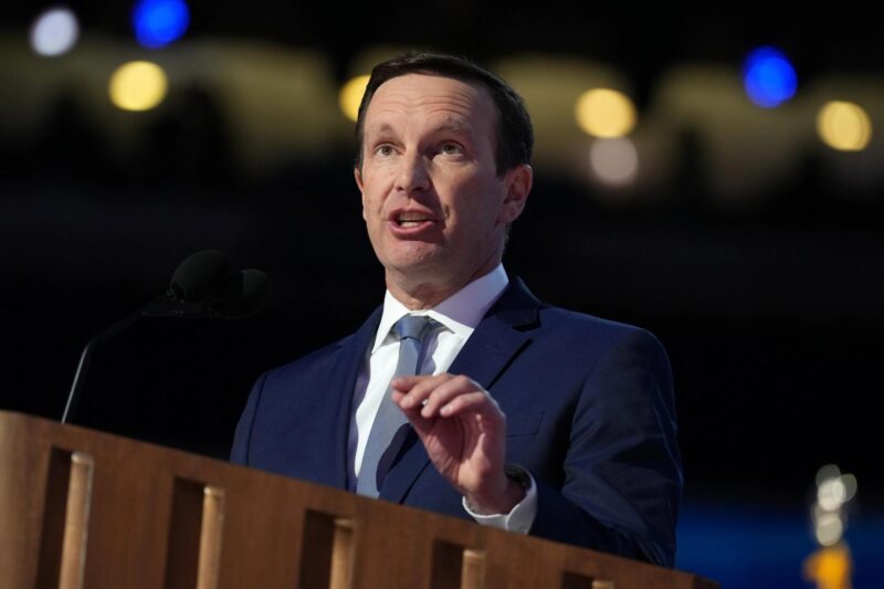 U.S. Democrats target government officials gaming prediction markets on war action
