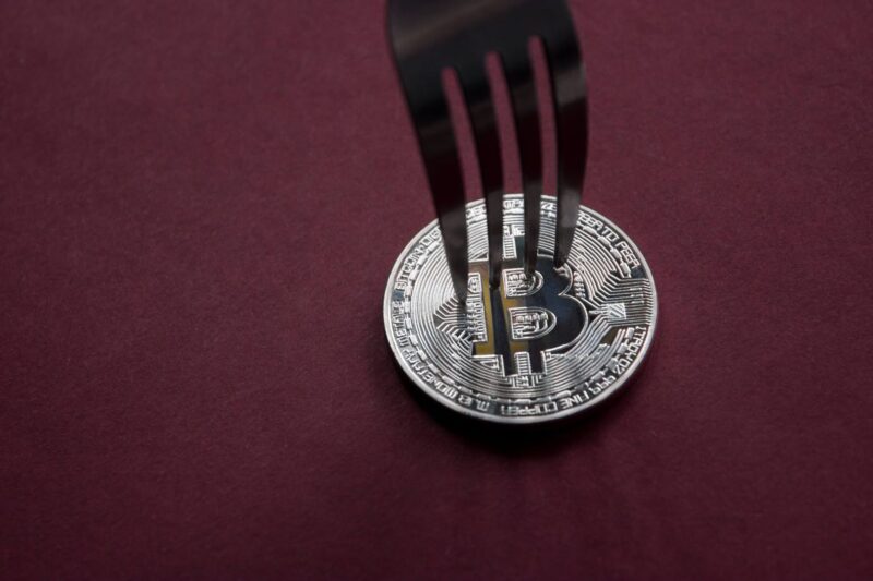 The bitcoin market is splitting in two. Here’s who is buying and selling amid the war
