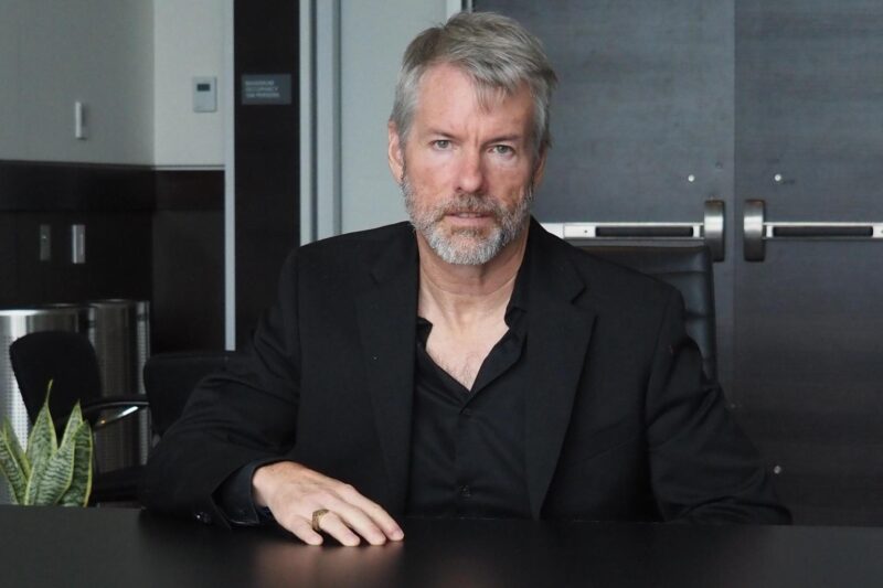 Michael Saylor’s Strategy buys 3,273 bitcoin as it inches closer to its 1 million target