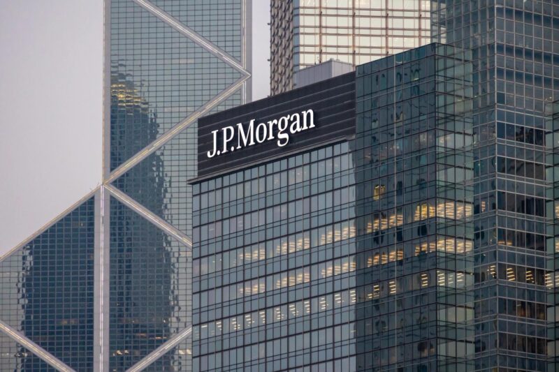 JPMorgan CFO warns stablecoins risk becoming ‘regulatory arbitrage’ play