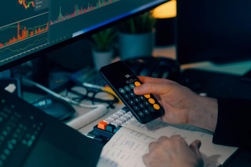 HYPE funds attract millions as investors dump bitcoin and ether ETFs