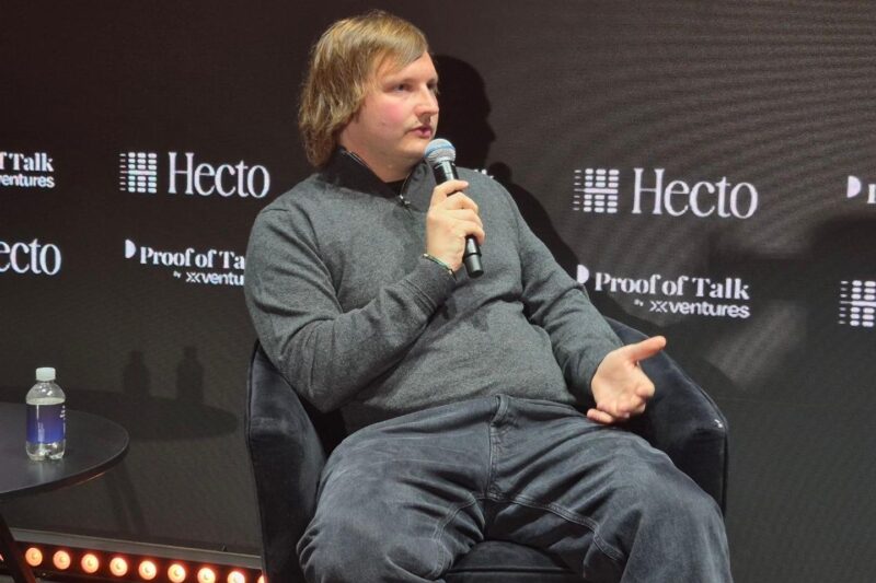 Aave rolls out vaults for yield-hungry fintech investors