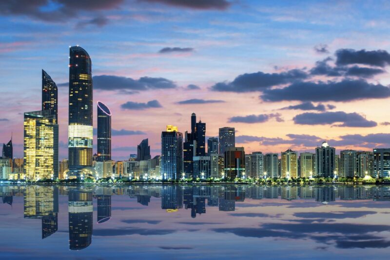 Abu Dhabi’s Mubadala Capital joins tokenization push as Coinbase takes stake in onchain fund